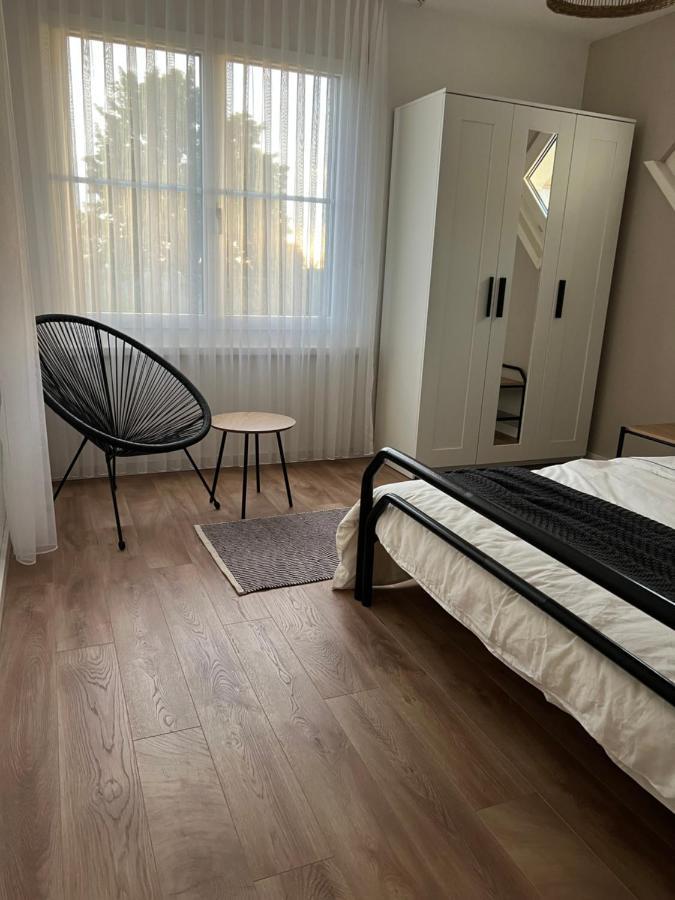 Black&White Apartment Uzwil Екстер'єр фото