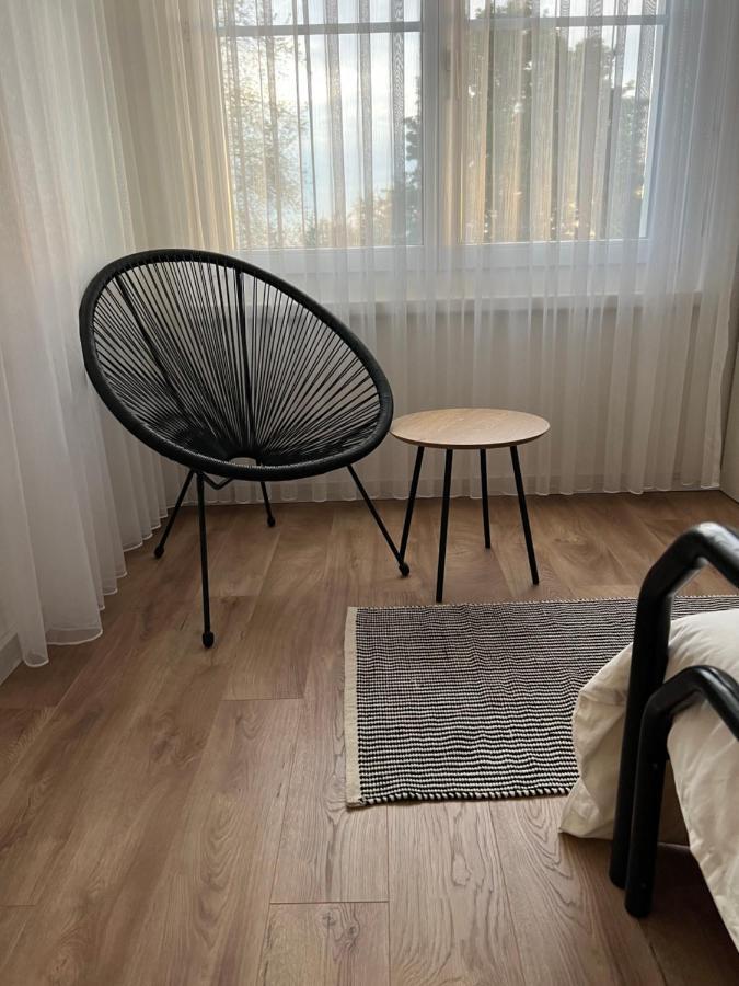 Black&White Apartment Uzwil Екстер'єр фото