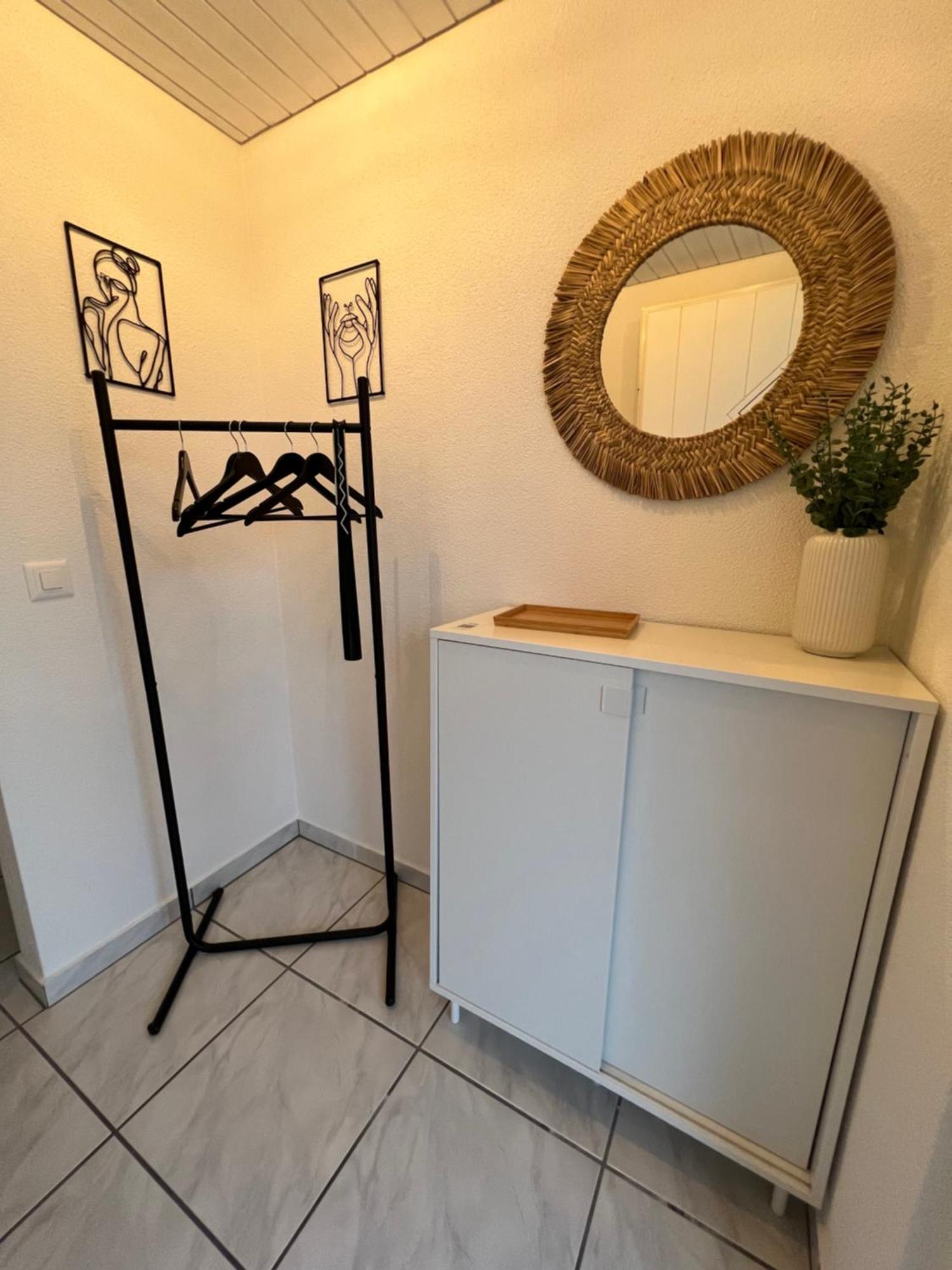 Black&White Apartment Uzwil Екстер'єр фото
